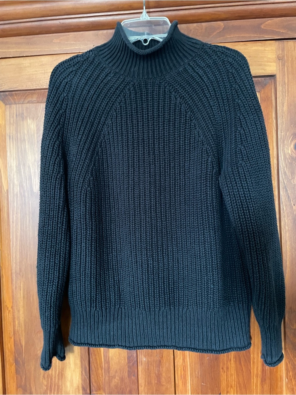 J. Crew Relaxed Cotton Rollneck Sweater S

Excellent Used - Picture 13 of 13